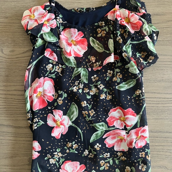 CAbi cold shoulder blouse- XS - Picture 6 of 7